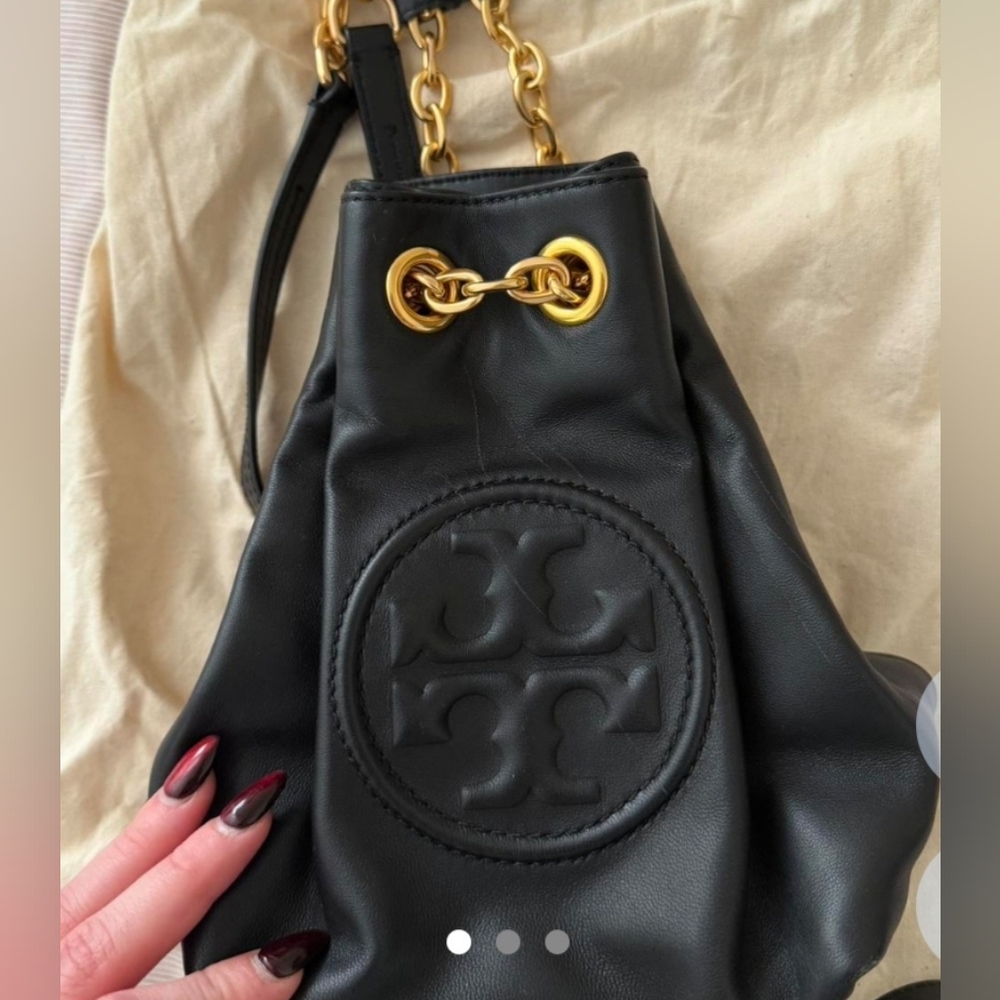 Tory Burch Black Leather Backpack with Gold Chain - Picture 4 of 4